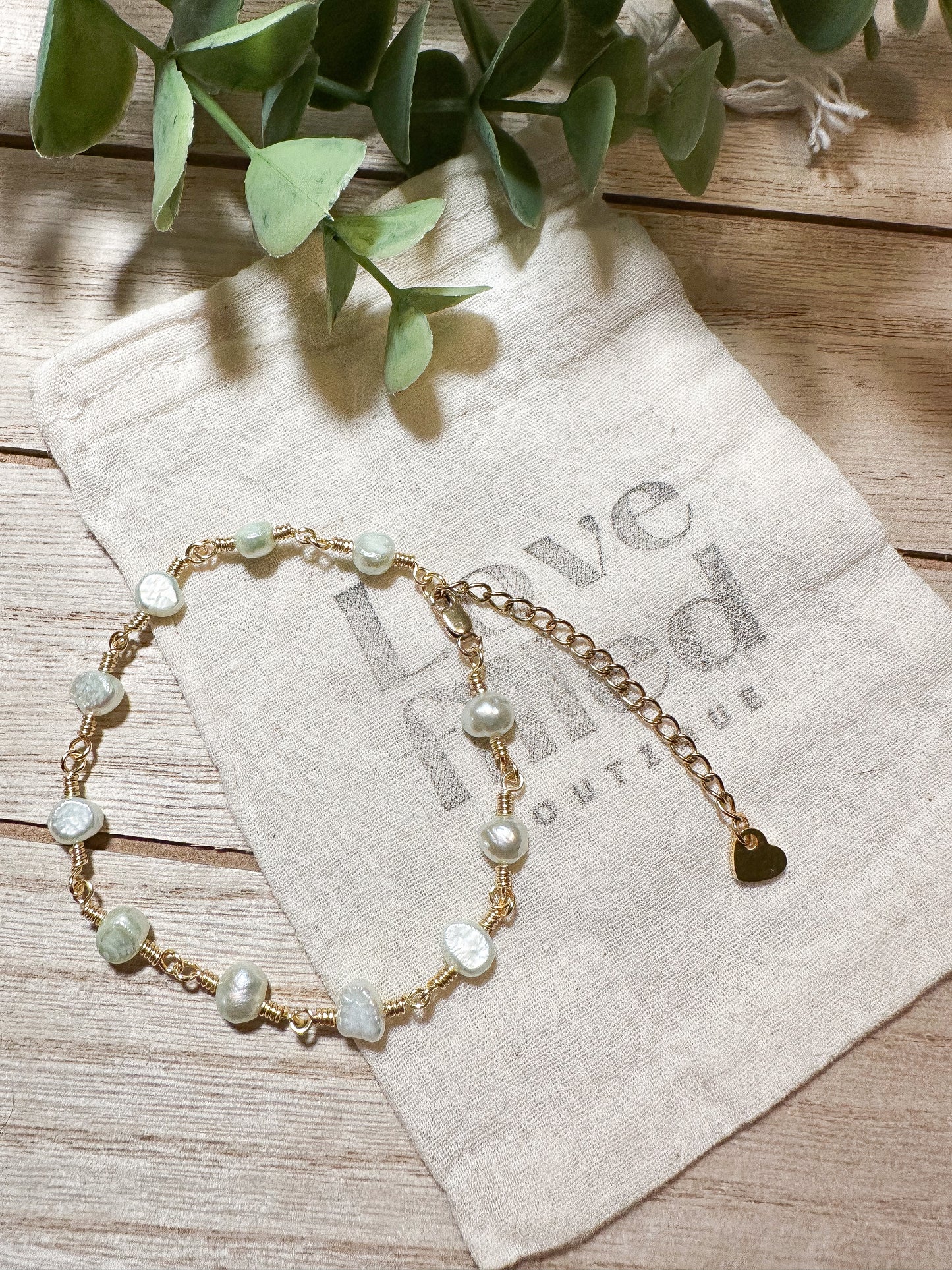 Iris Fresh Water Pearl Bracelet  | Soft mint green colored pearls